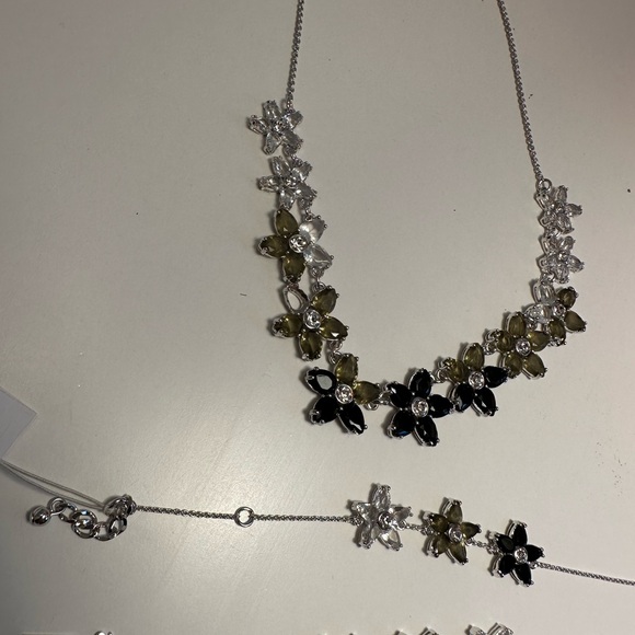 Bundle available! - Picture 4 of 15